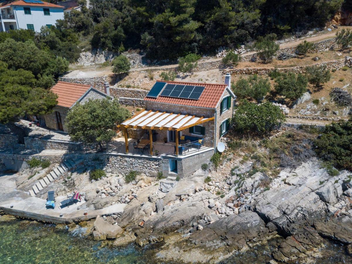 Seaside Cottage Maslina Gdinj Exterior photo